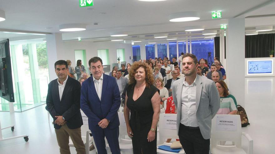 Ourense impartirá 100 cursos para actualizar la formación de 2.000 profesores de la FP gallega