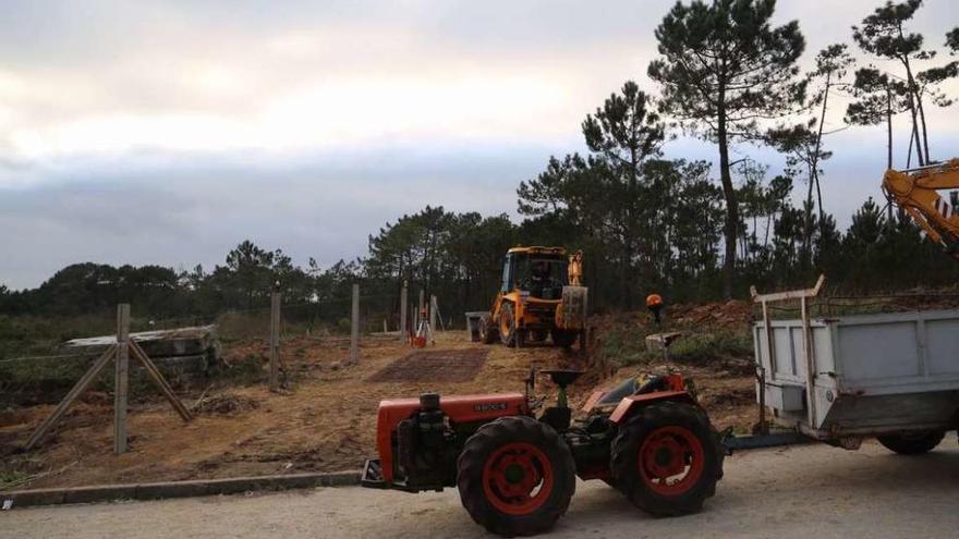 La reapertura del Camiño do Norte, en San Vicente de O Grove, ayer. // Muñiz