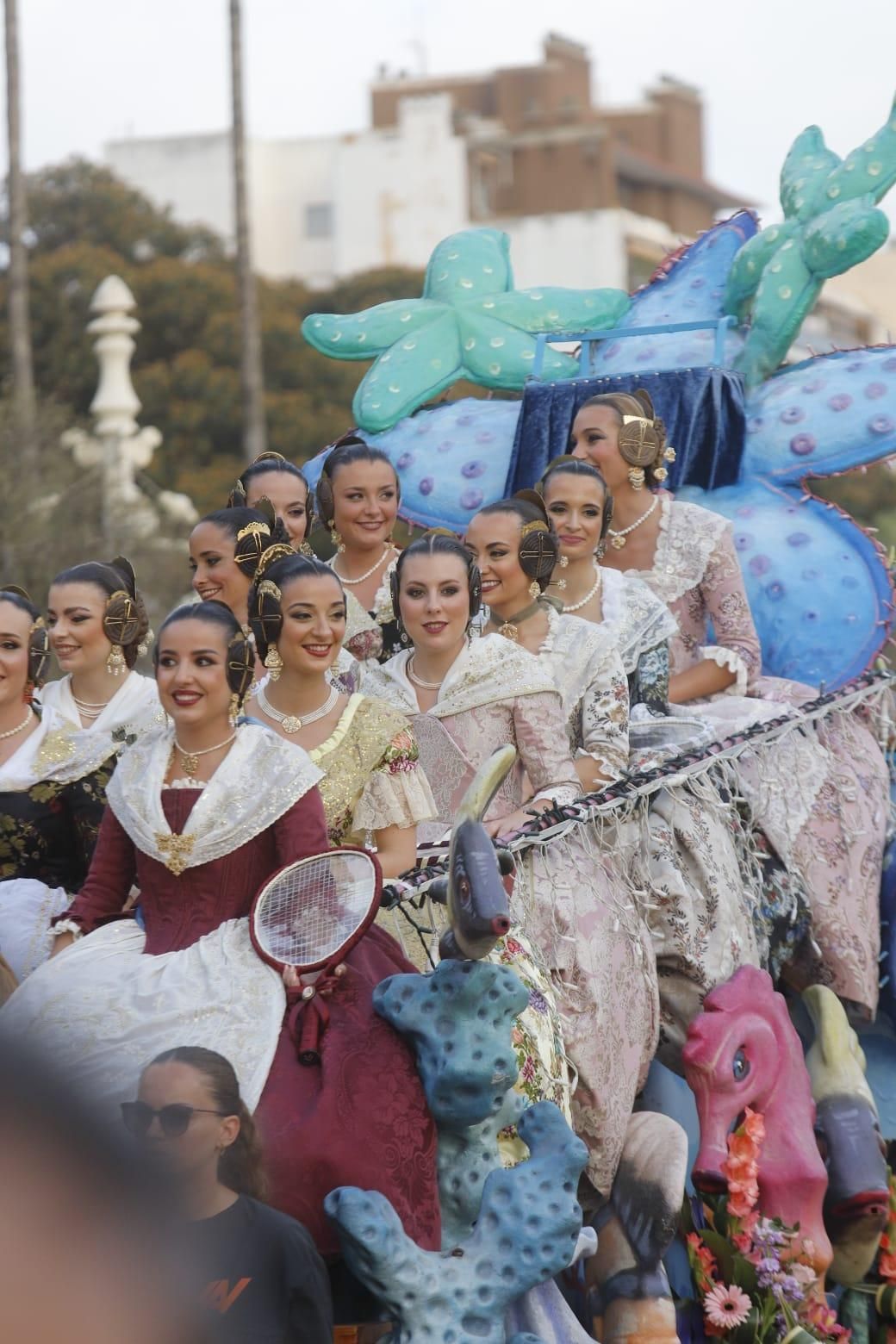 Así ha sido la Batalla de Flores en València 2024