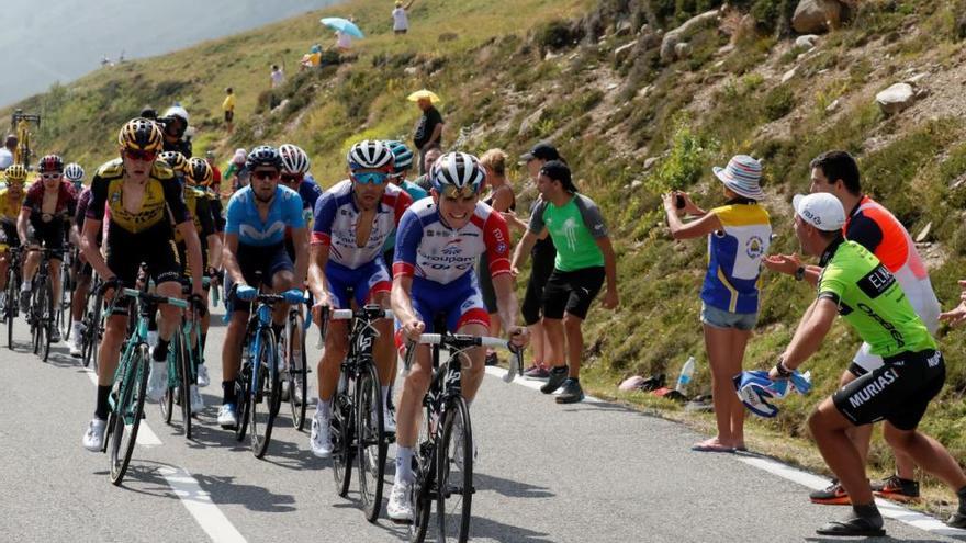 El francès Thibaut Pinot es corona en la etapa reina del Tour de França