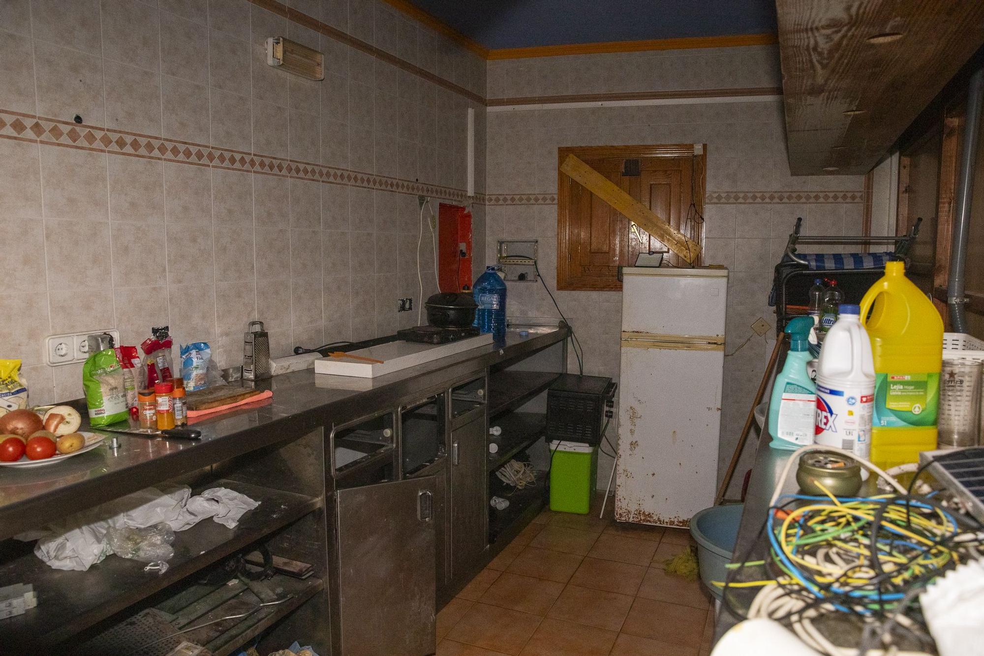 Mira aquí todas las fotos del desalojo de Cash Loto