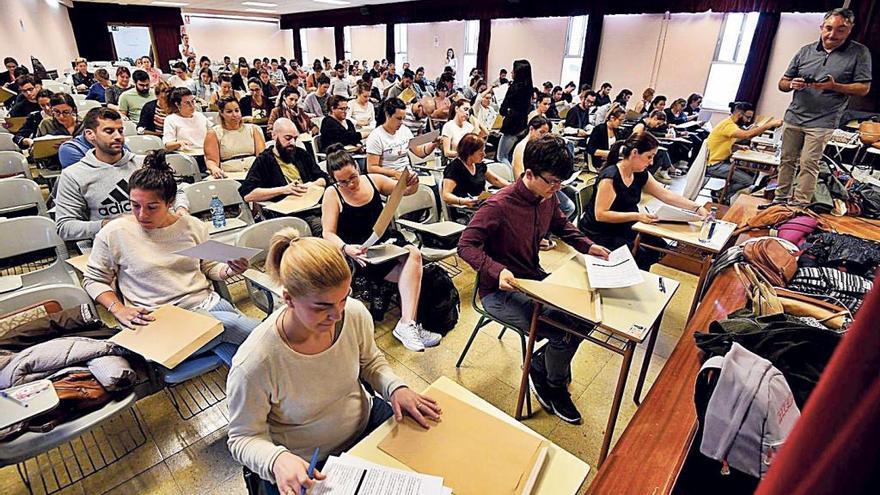Las oposiciones de la Xunta servirán para estabilizar a un tercio de docentes interinos