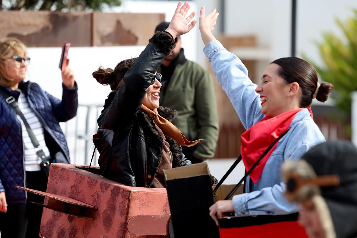 Todas las imágenes de la rúa de carnaval de Sant Josep