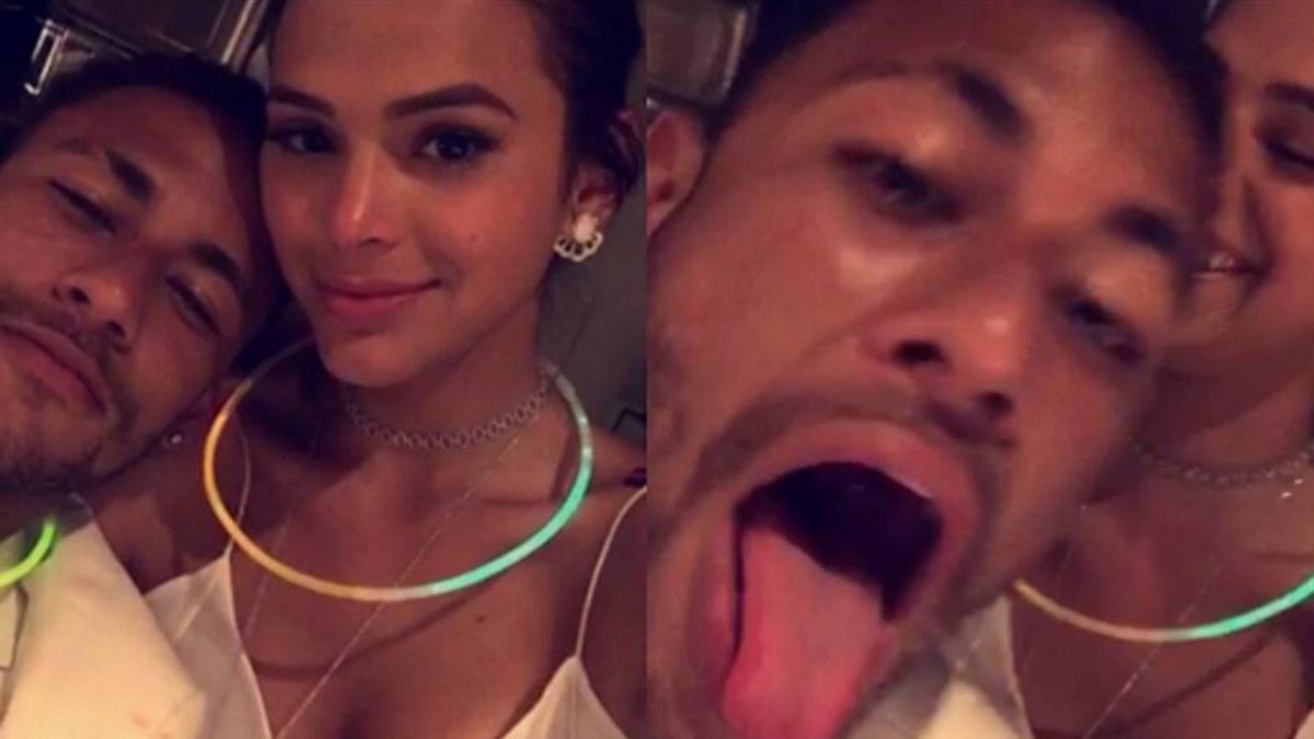 Neymar se fotografió en actitud cariñosa con Bruna