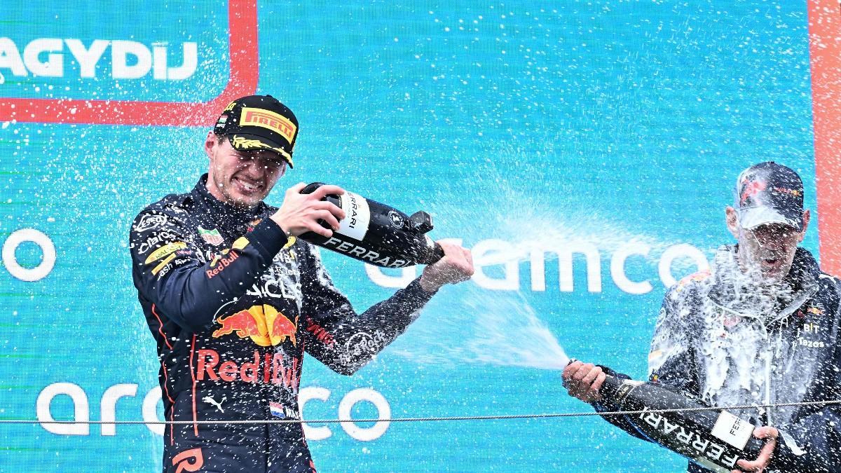 Verstappen celebra su victoria en Austria