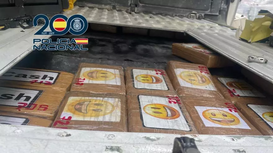 La Policía Nacional intercepta un envío de 30 kilos de cocaína en una furgoneta en la Pobla de Vallbona.