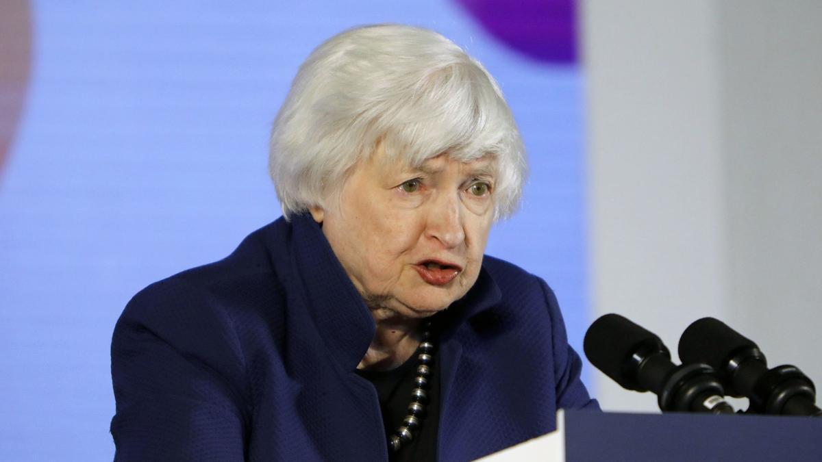 Janet Yellen, secretaria del Tesoro de EE.UU., habla durante una rueda de prensa en la reunión de ministros de Finanzas y gobernadores de bancos centrales del Grupo de los 20 (G-20) en Bengaluru,