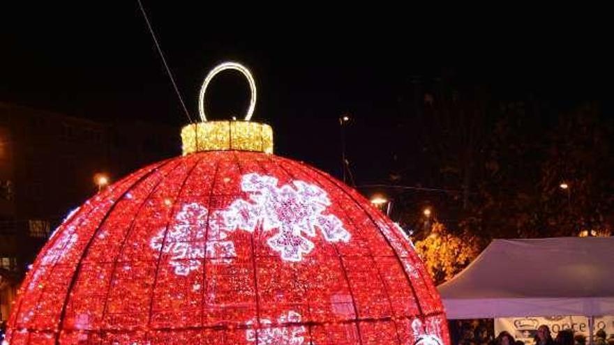 Culleredo enciende su alumbrado navideño, ampliado y renovado