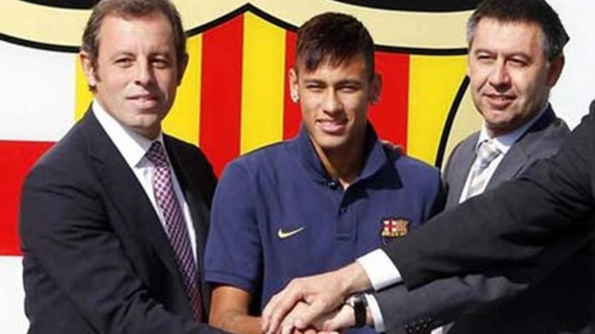 Rosell y Bartomeu, con Neymar