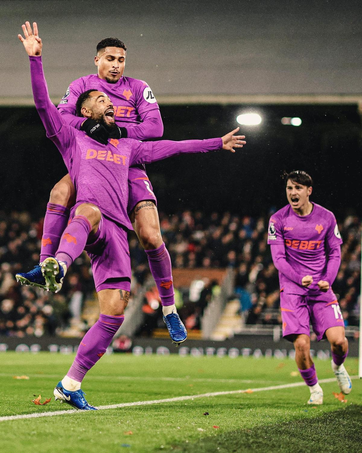 Matheus Cunha celebra uno de sus goles contra el Fulham (1-4)