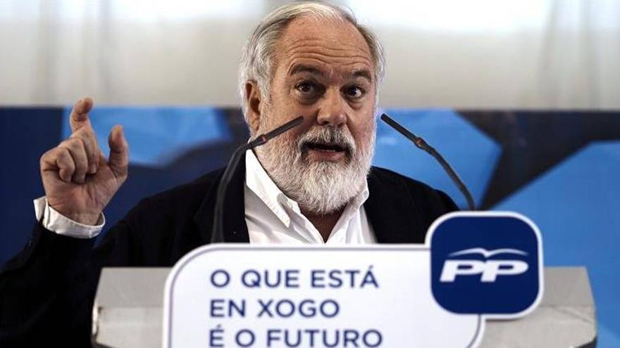 Cañete se disculpa por segunda vez en cuestión de horas por su exabrupto machista