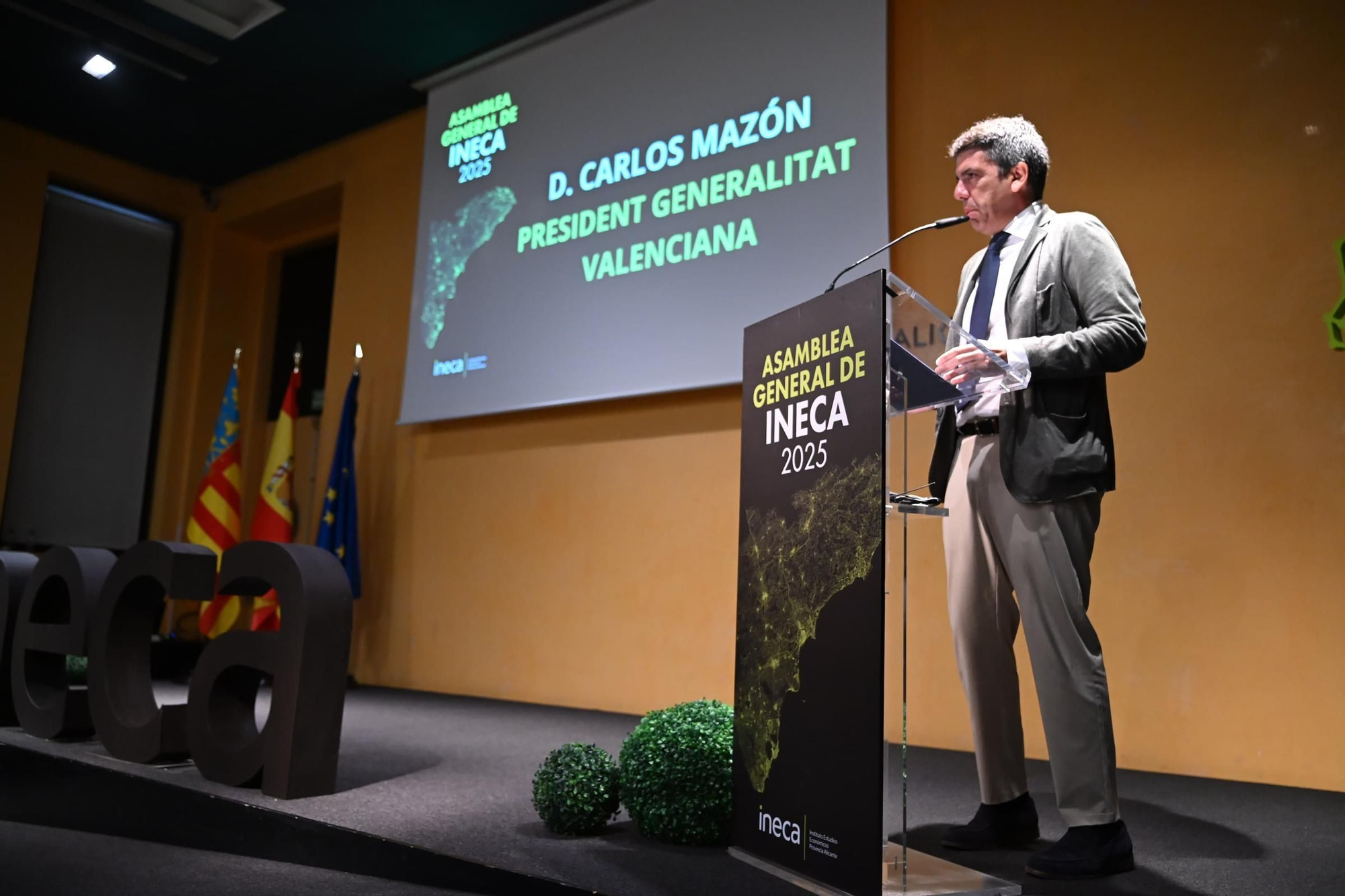 Ineca y Mazón se intercambian elogios