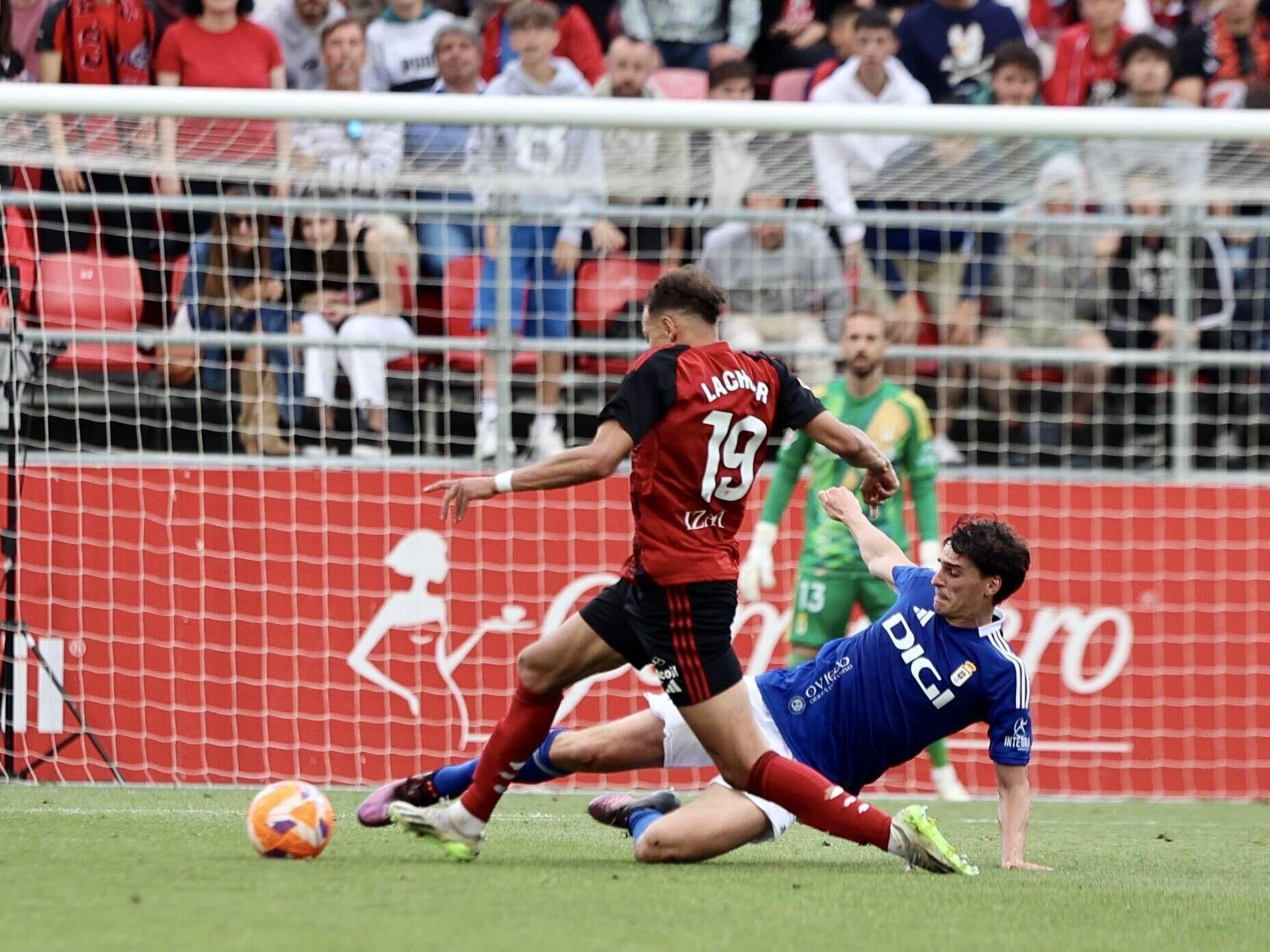 EN IMÁGENES: Ambientazo en el primer partido de la final por el ascenso a Primero entre Mirandés y Real Oviedo