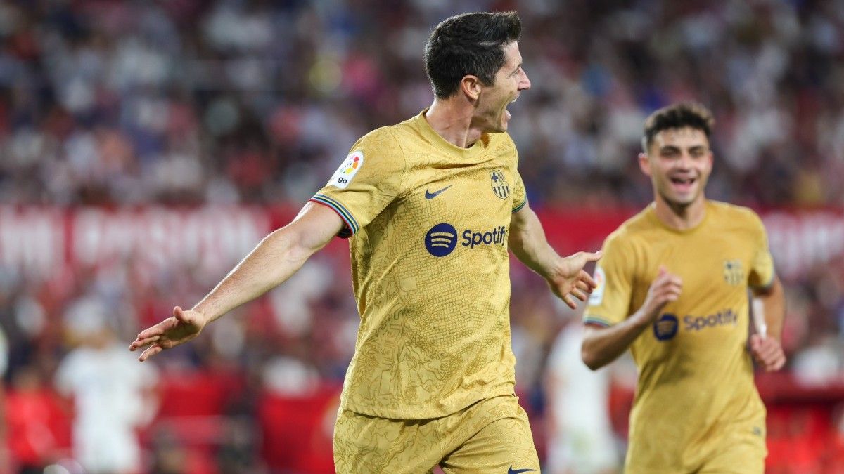Lewandowski celebra su gol ante el Sevilla