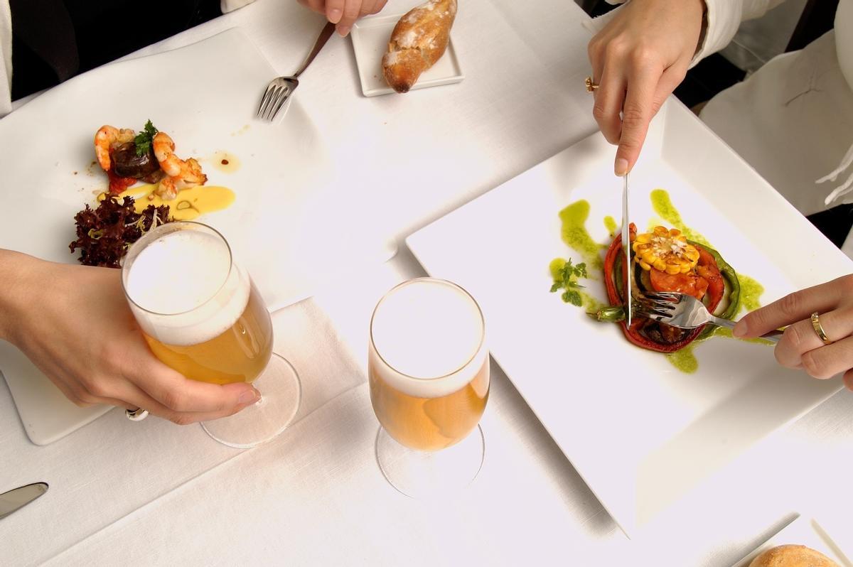 Archivo - Tapas con cervezas