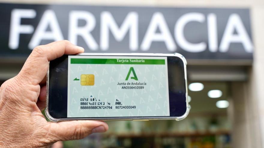 Gran parte de los servicios digitales de la Junta están caídos en el día de puesta en marcha de la tarjeta sanitaria virtual