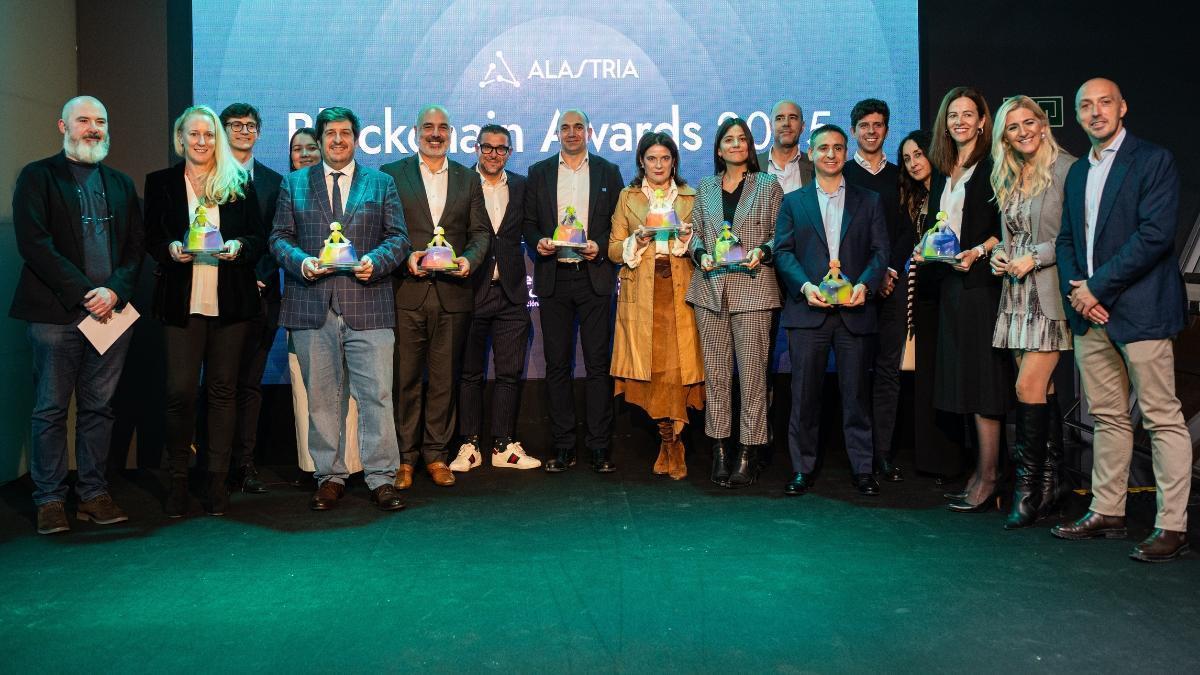 Galardonados de los 'Blockchain Awards' de Alastria en 2025.