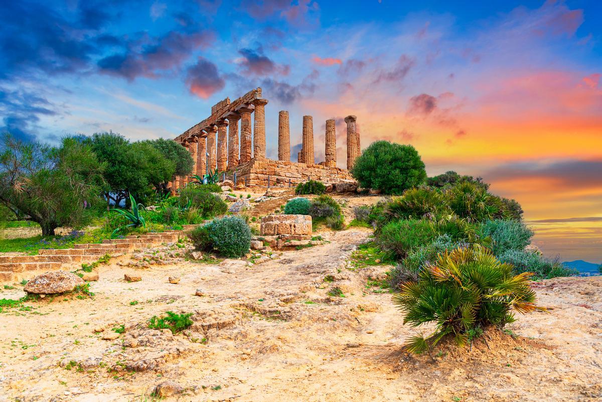 Agrigento, isla de Sicilia, Italia: El Templo de Juno en el Valle del Templo, Agrigento, sur de Italia.