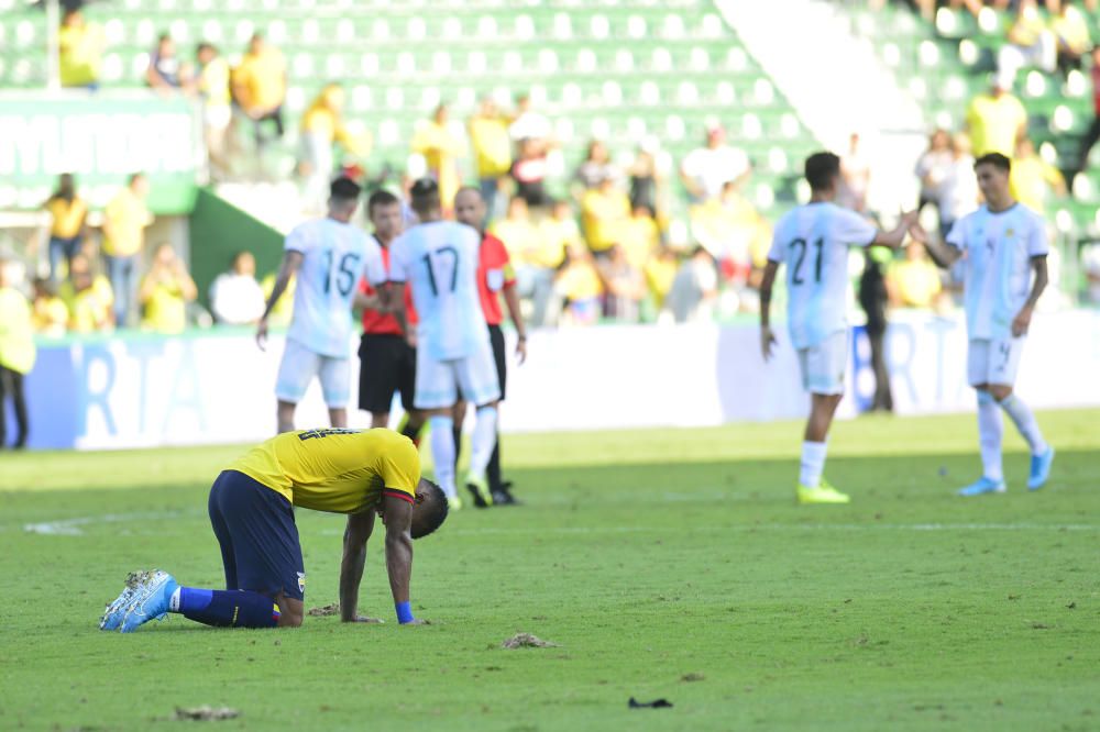 Argentina vence a Ecuador en el Martínez Valero