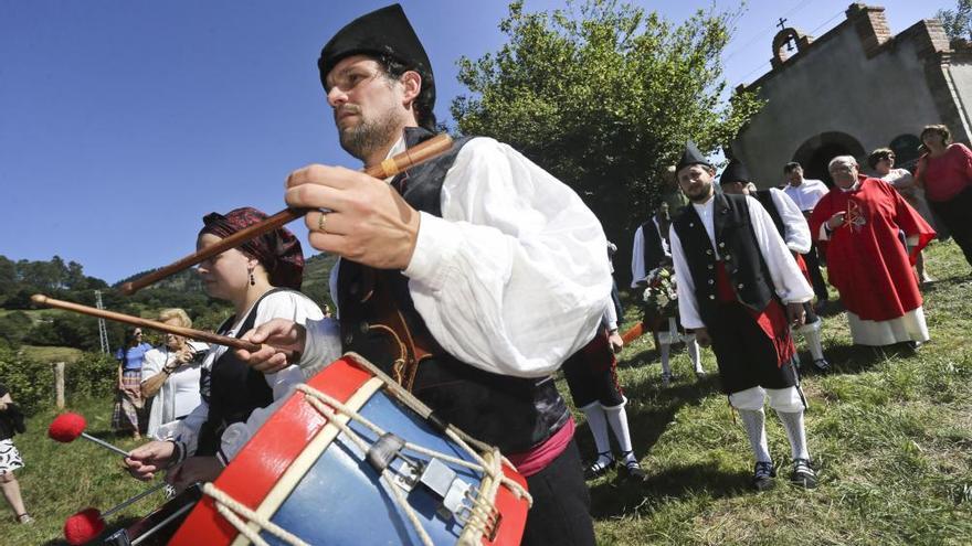 Amén en asturiano