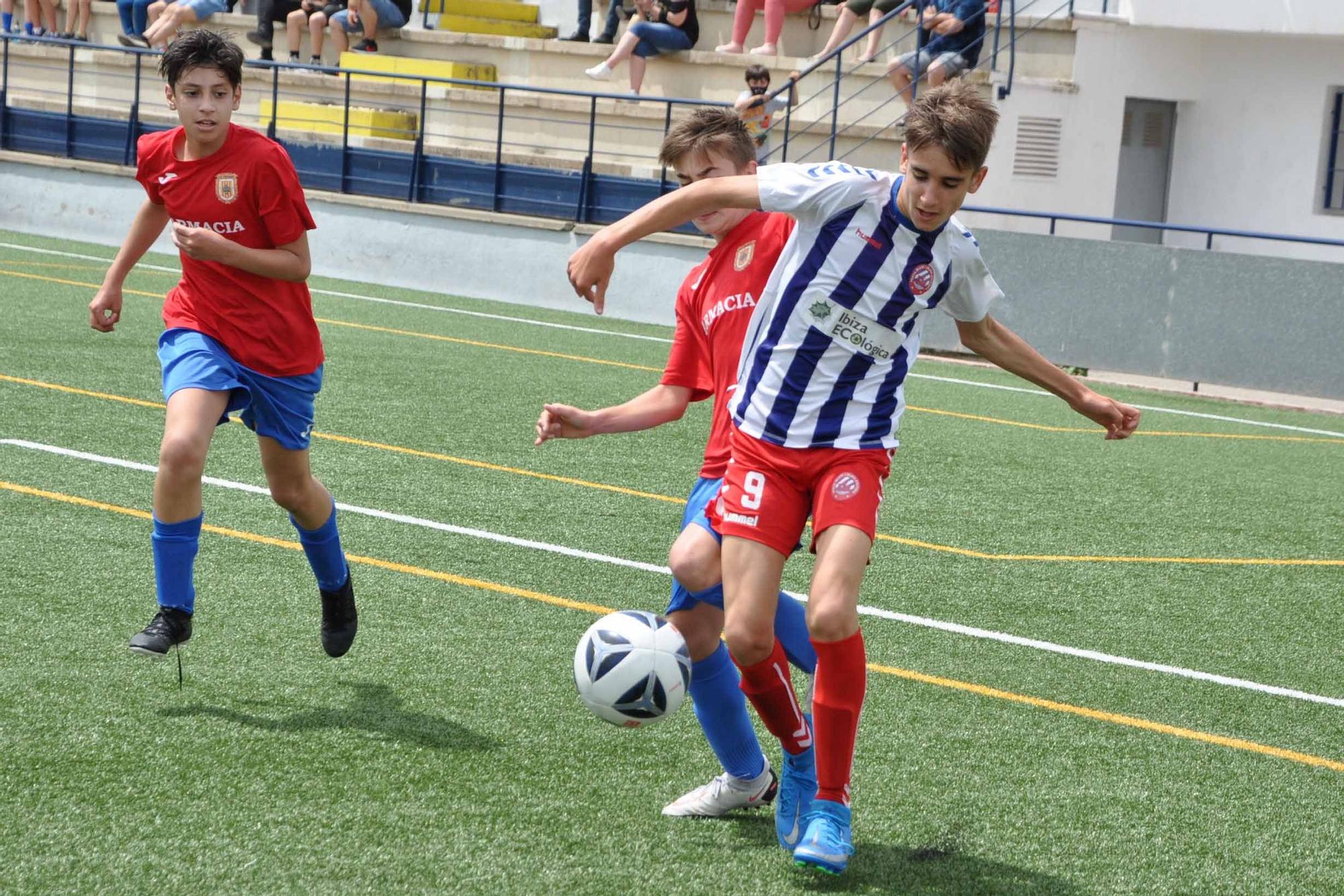 Todas las fotos de la última jornada de fútbol base en Ibiza (8 y 9 de mayo)