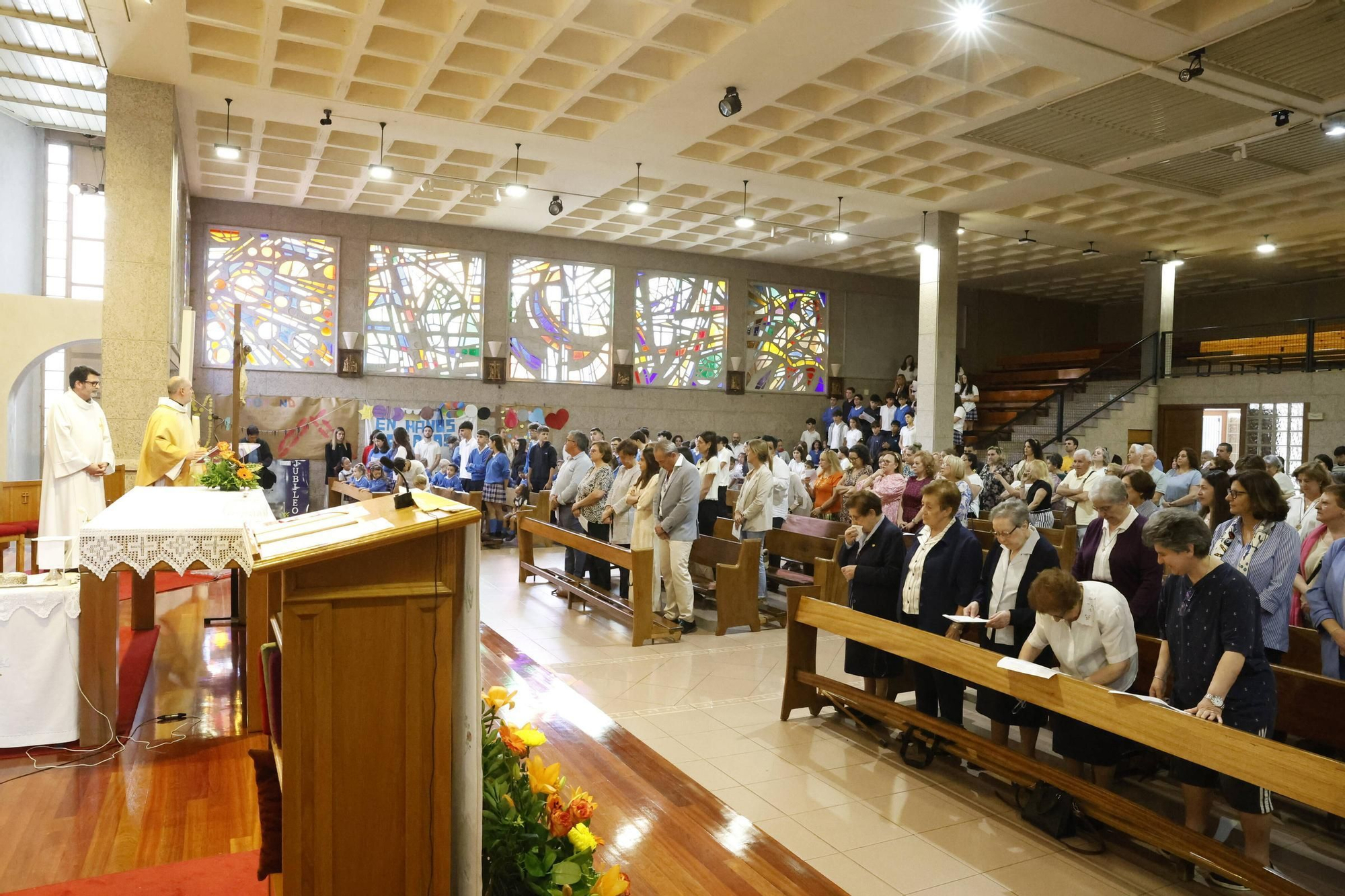 Así fue la celebración de los 60 años del colegio La Milagrosa de Gijón (en imágenes)
