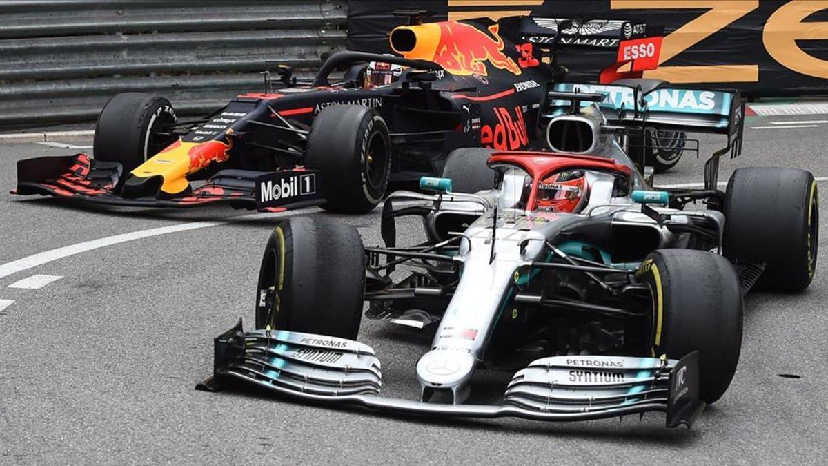 Verstappen atacó a Hamilton en la segunda parte de la carrera