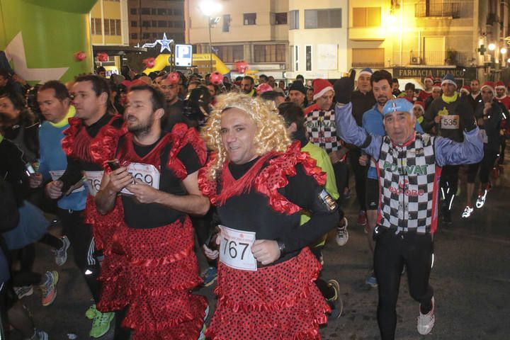 Deporte con buen humor en el Cross Nocturno de Orihuela