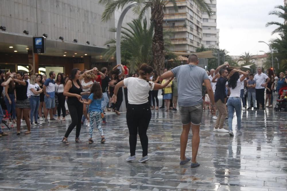 Taller de salsa en la Feria de Murcia