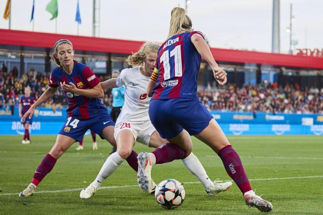 FC Barcelona - SK Brann Kvinner, la vuelta de cuartos de final de la Champions League femenina, en imágenes