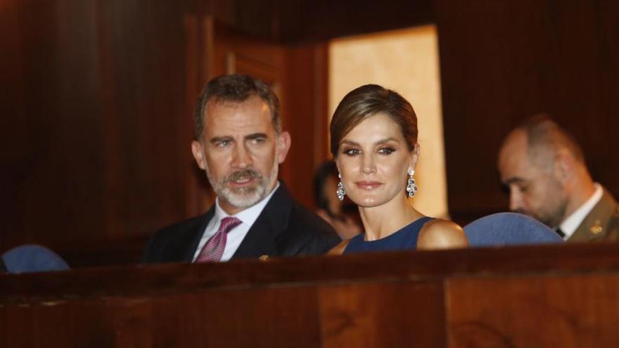 Los Reyes ya están en Asturias para presidir los premios Princesa