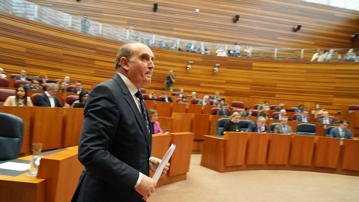 El Procurador del Común, esta mañana en las Cortes de Castilla y León.