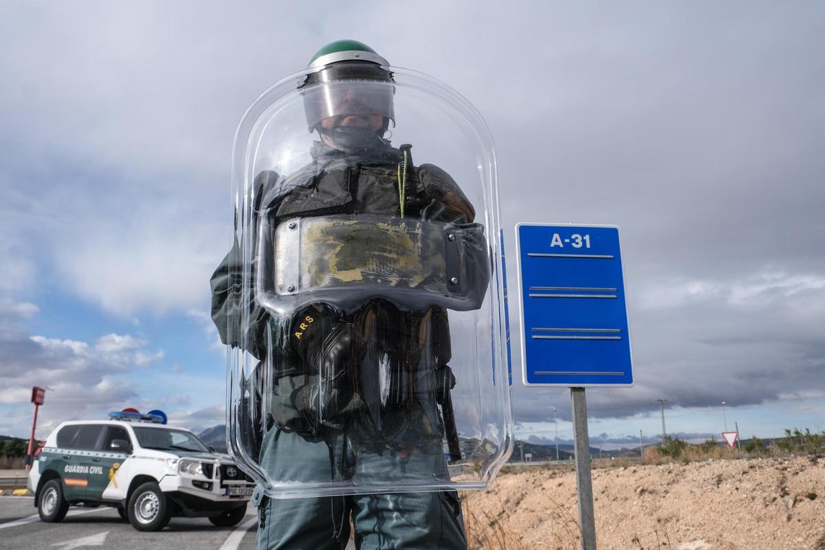 Así ha sido la protesta de agricultores del Alto y Medio Vinalopó en Villena