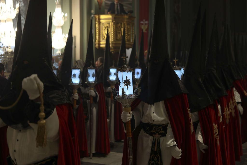 Procesión del Santo Entierro este Viernes Santo en Cartagena, en imágenes