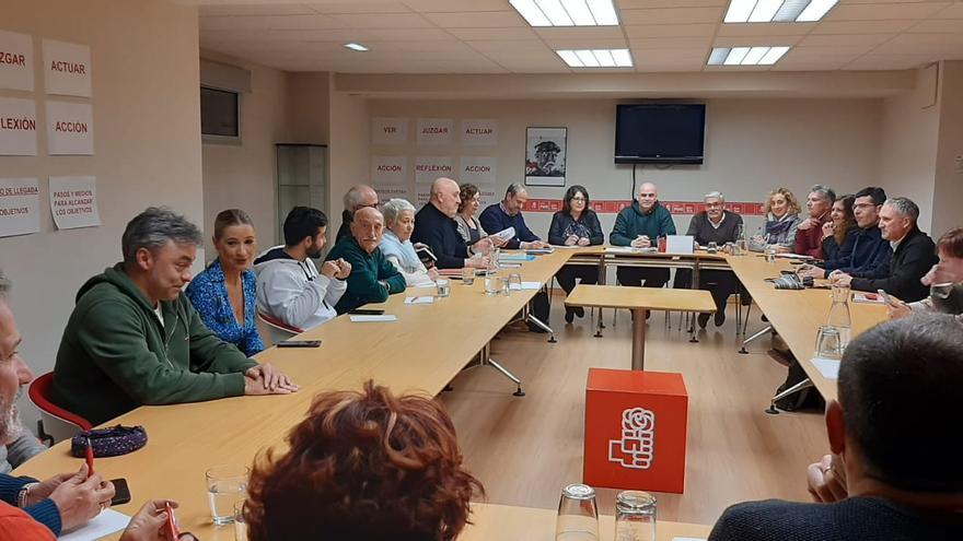 Fernández León y Dulce Gallego asumen la estrategia de la campaña de Floro a la Alcaldía de Gijón