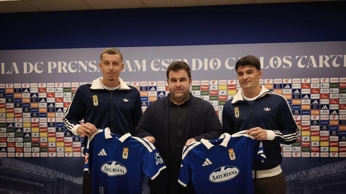 Alexandru Isfan, David Fernández y Aritz Aldasoro.