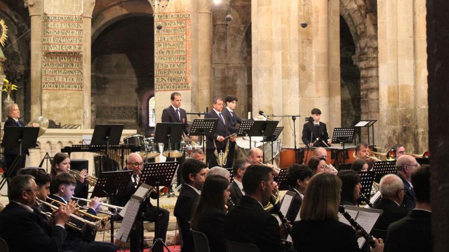 La Banda de Música de la Sierra de Algairén en el Monasterio de Veruela. | SERVICIO ESPECIAL