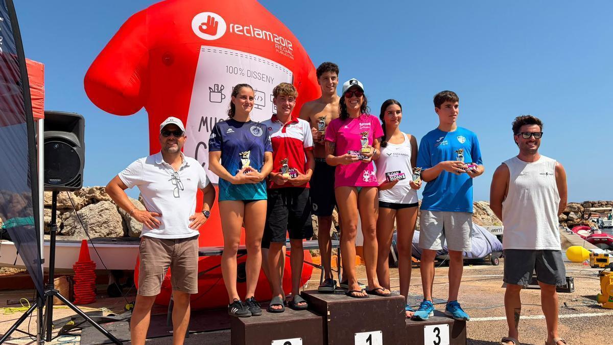 Marcos Sánchez y Marga Genovart (Gatos Swim) ganan la Travessa Son Serra de Marina