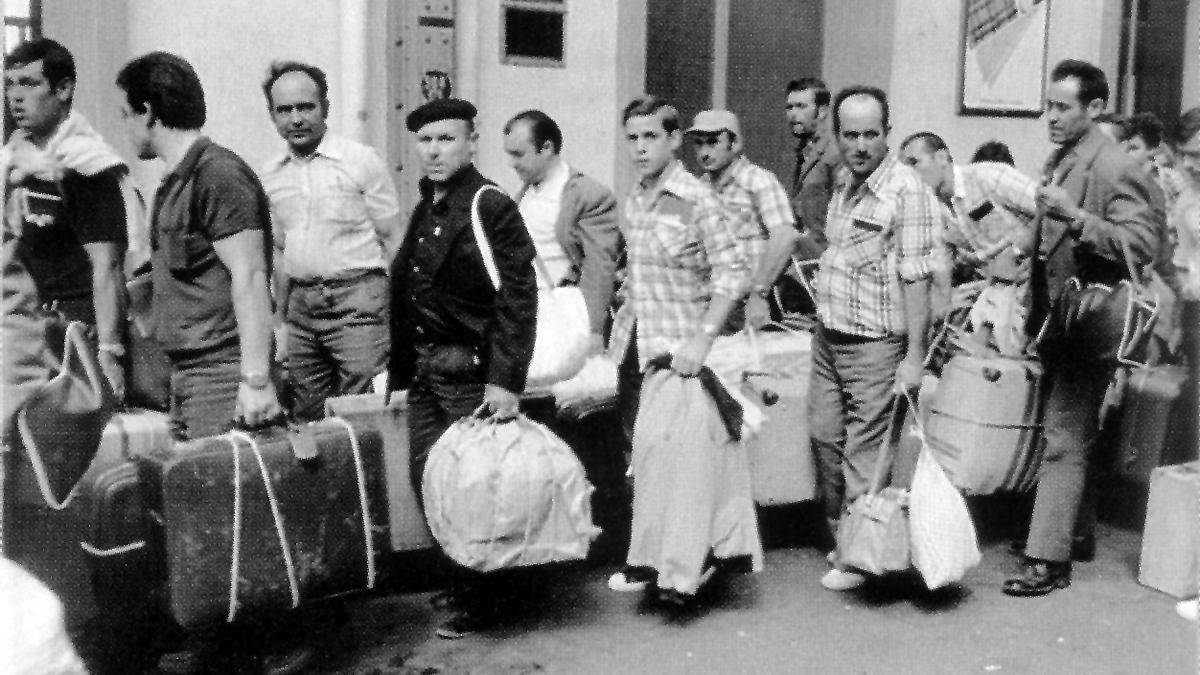 Imágenes de exposición de la emigración extremeña