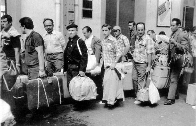 Imágenes de exposición de la emigración extremeña