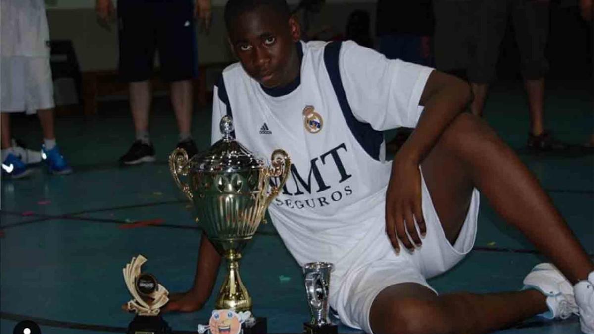 Usman Garuba, tras ganar uno de sus primeros trofeos en las categorías inferiores del Real Madrid