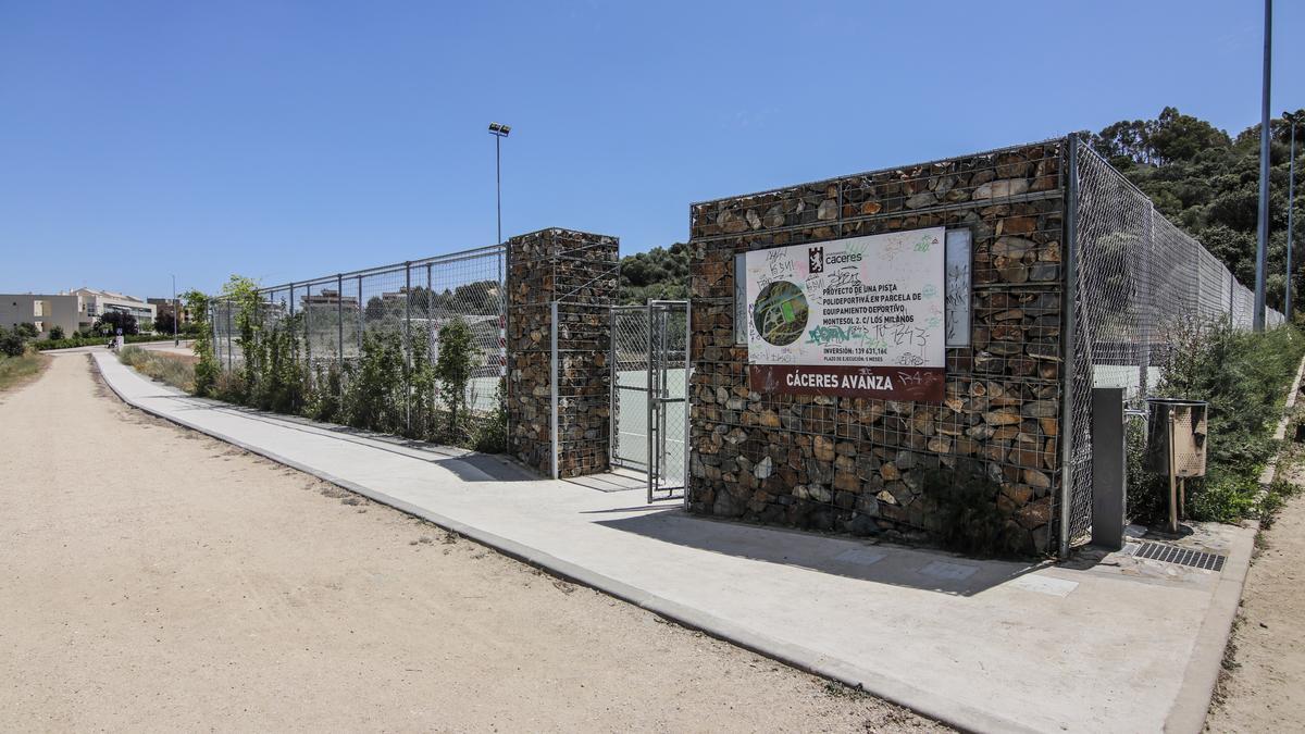 Imagen de la pista deportiva de Montesol.