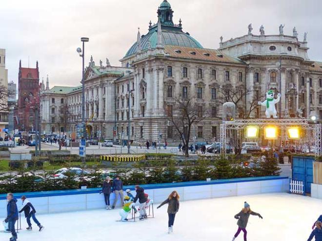 Pista de hielo en el centro de la ciudad