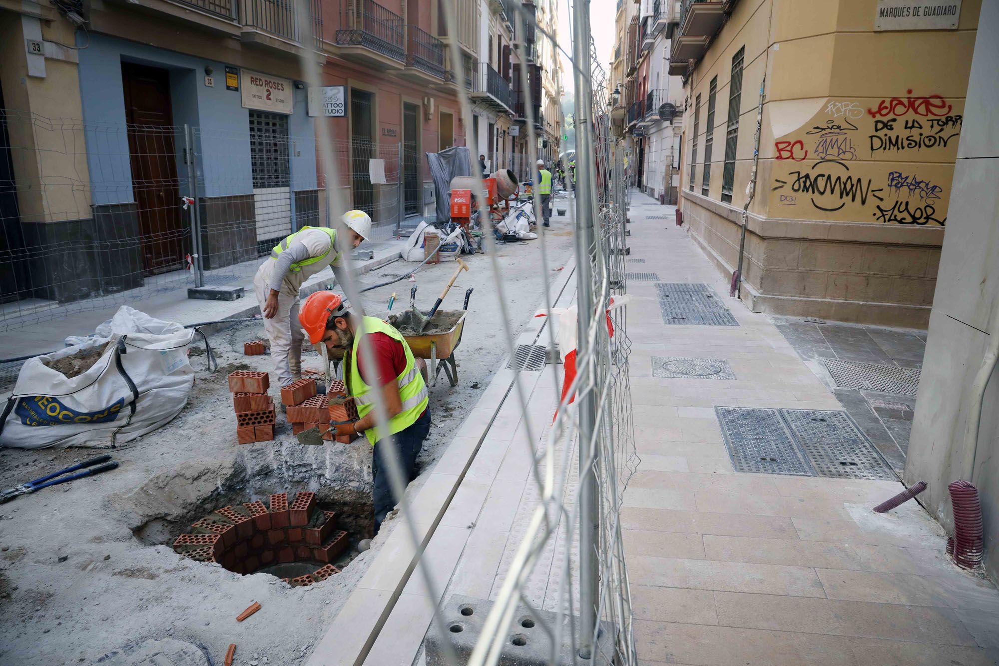 Fase final de las obras en la calle Álamos, en noviembre de 2023.