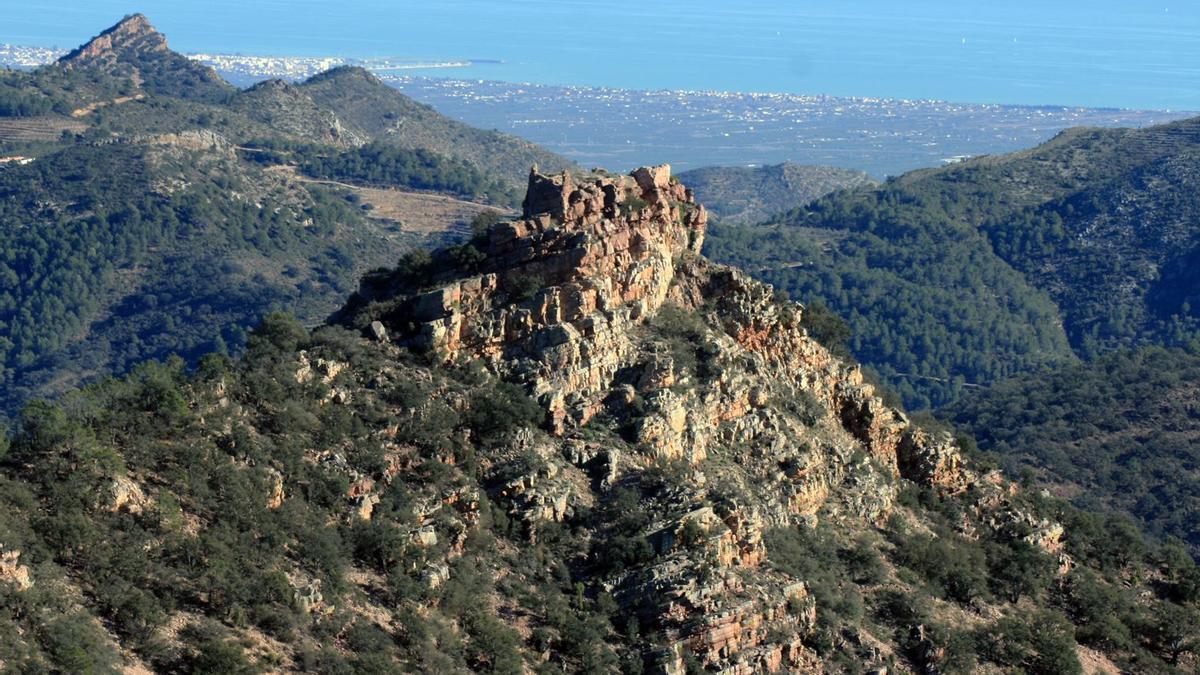 Imagen aérea del castillo de Castro.