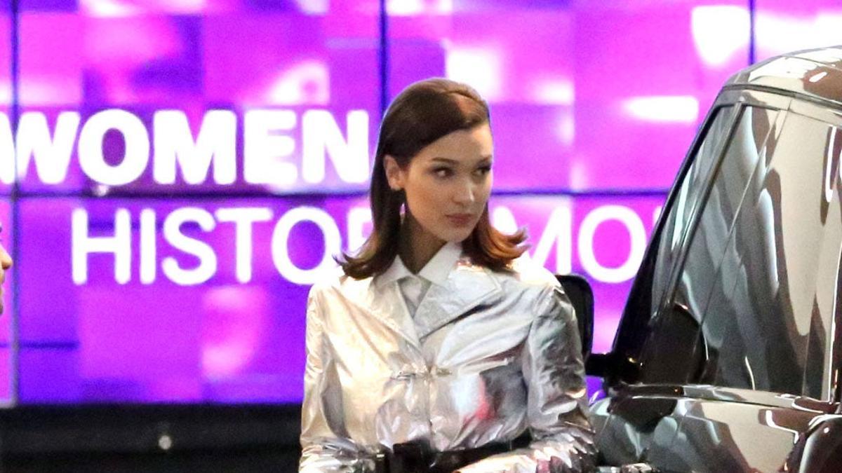 El look más futurista de Bella Hadid