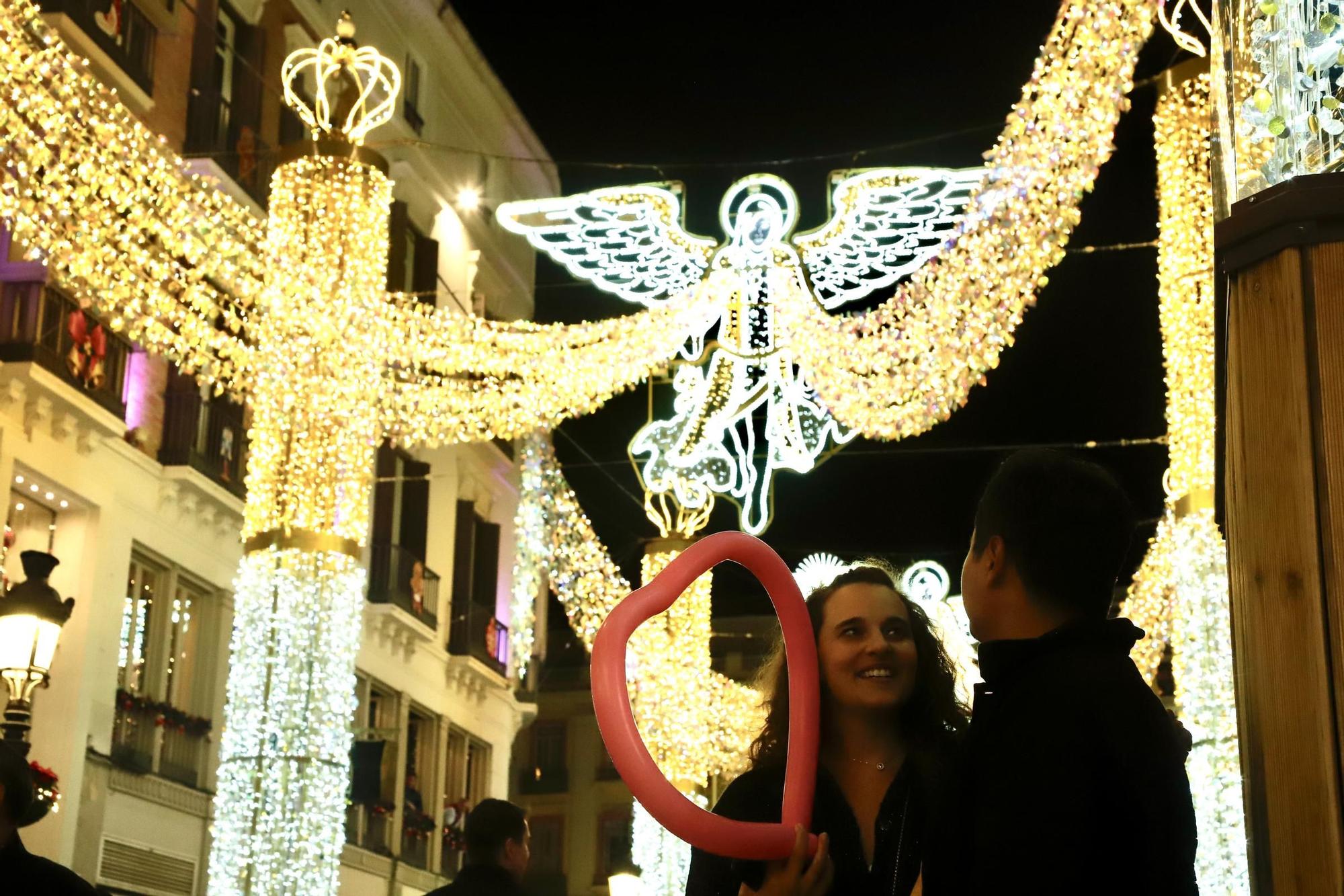 Navidad en Málaga | La calle Larios enciende sus luces de Navidad