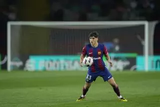El Barça renova el gironí Pau Cubarsí