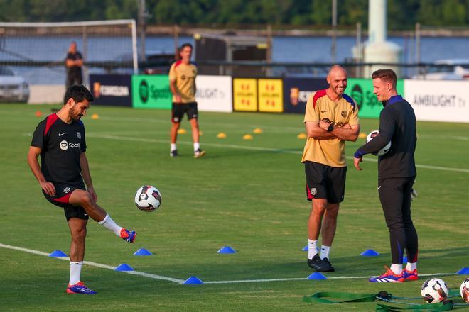 Así ha sido el entrenamiento del Barça en la Base Naval de la Marina de Annapolis para preparar el clásico