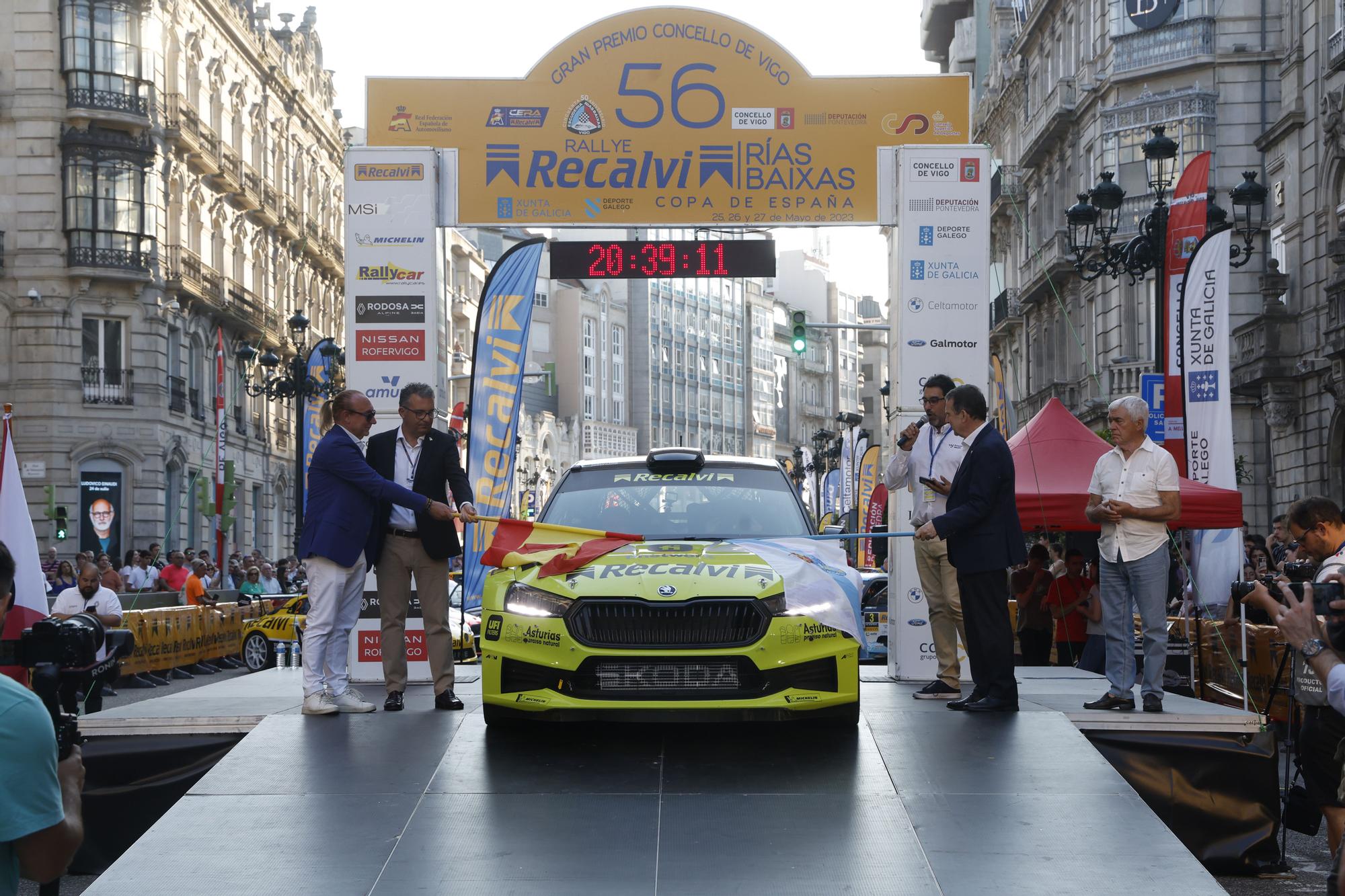 La fiebre del Rallye Recalvi Rías Baixas rompe los termómetros